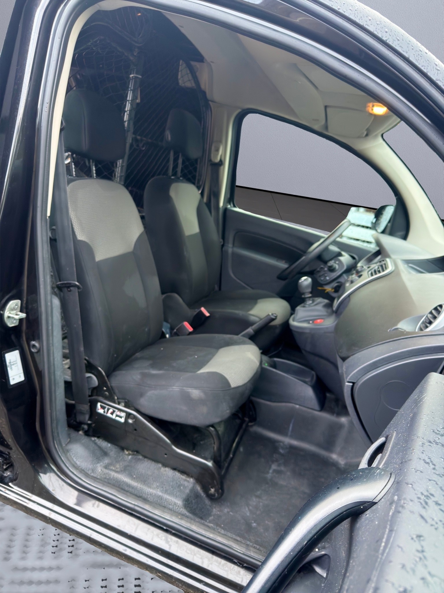 RENAULT Kangoo Maxi dCi 115 ENERGY Business 6 gang, Klimaanlage, Nutzlast 670 Kg, Tempomat, PCD, 12m Garantie-image-9