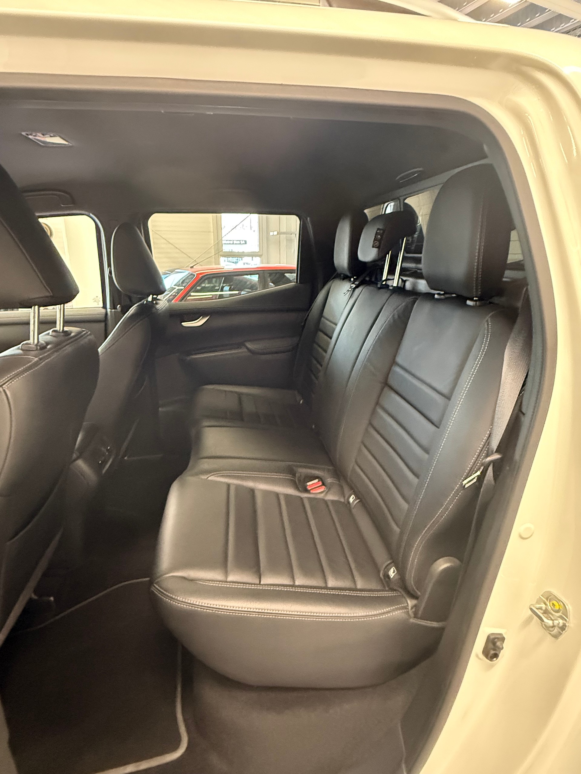 MERCEDES-BENZ X 350 d 4MATIC Power A Doppel Cab.-image-13