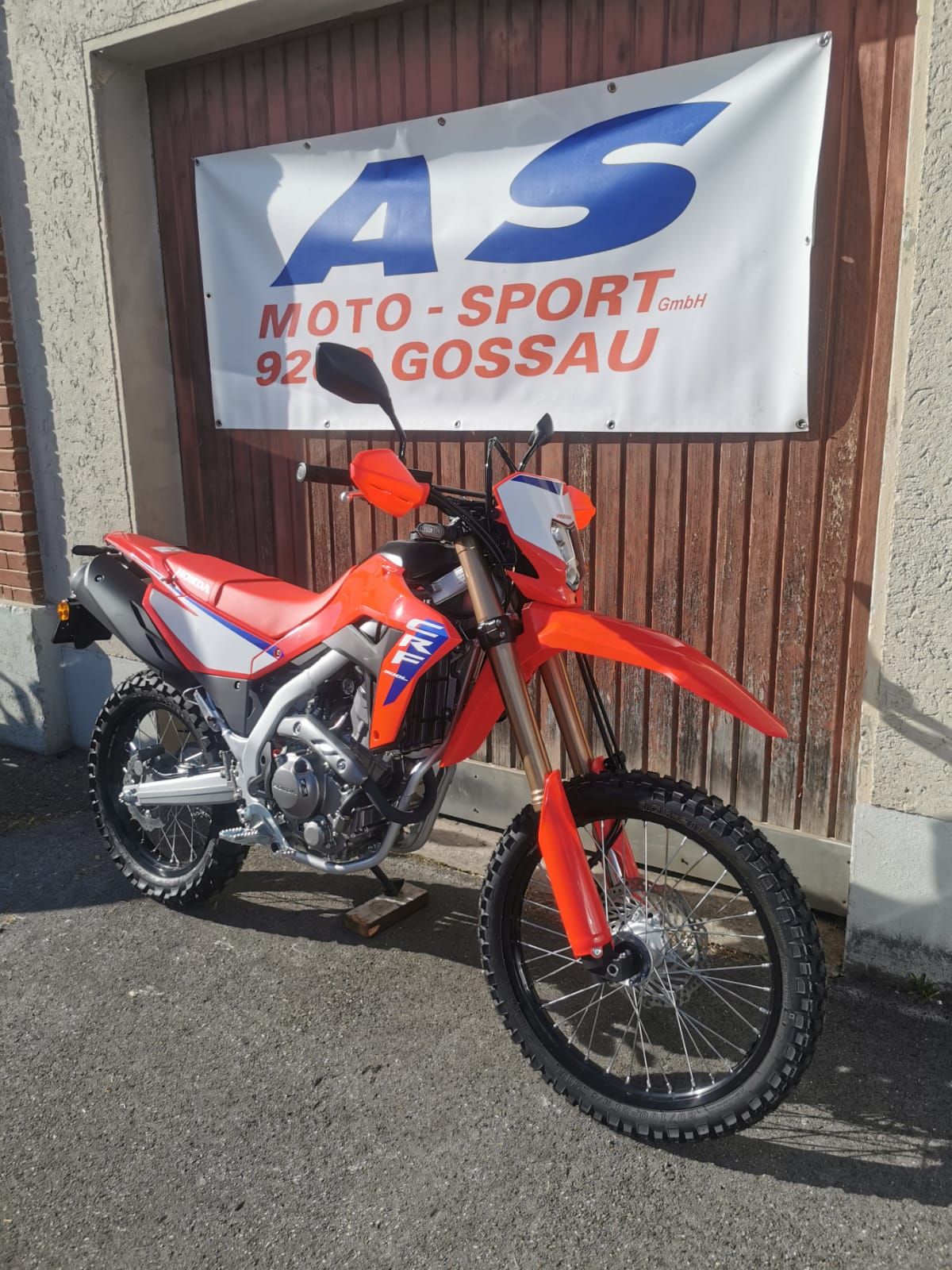 HONDA CRF 300-image-1