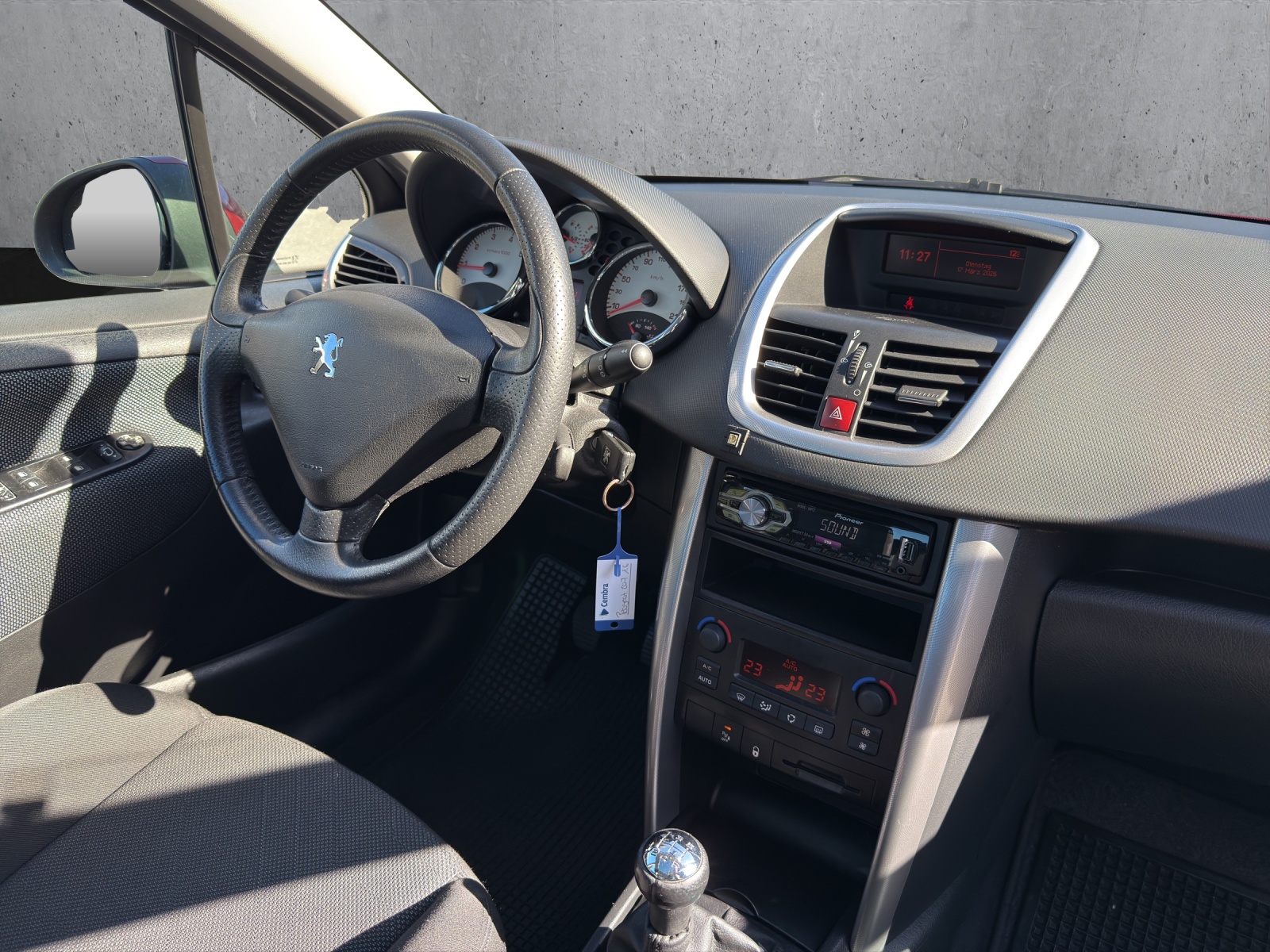 PEUGEOT 207 1.6 16V Black&Silver-image-10