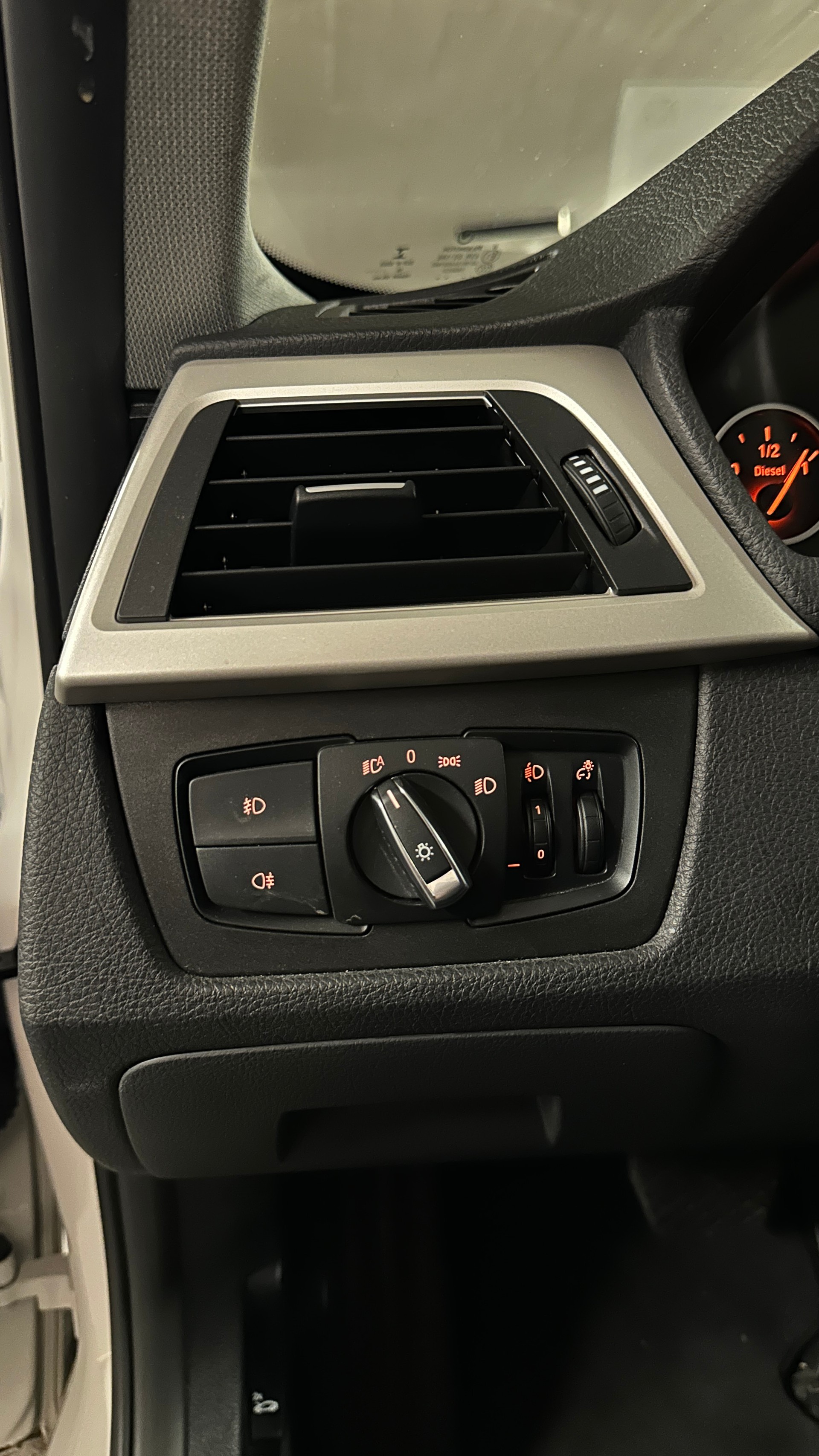 BMW 316d Touring Business Steptronic-image-8