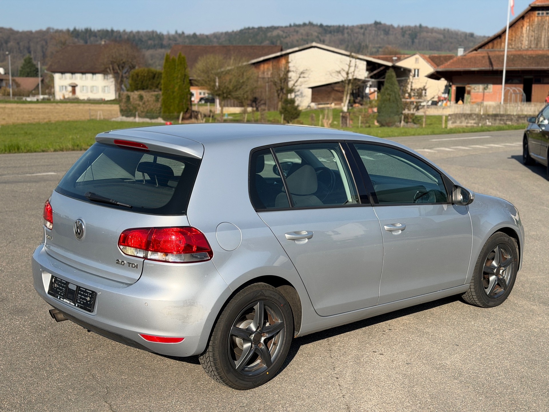 VW Golf 2.0 TDI Comfortline-image-13