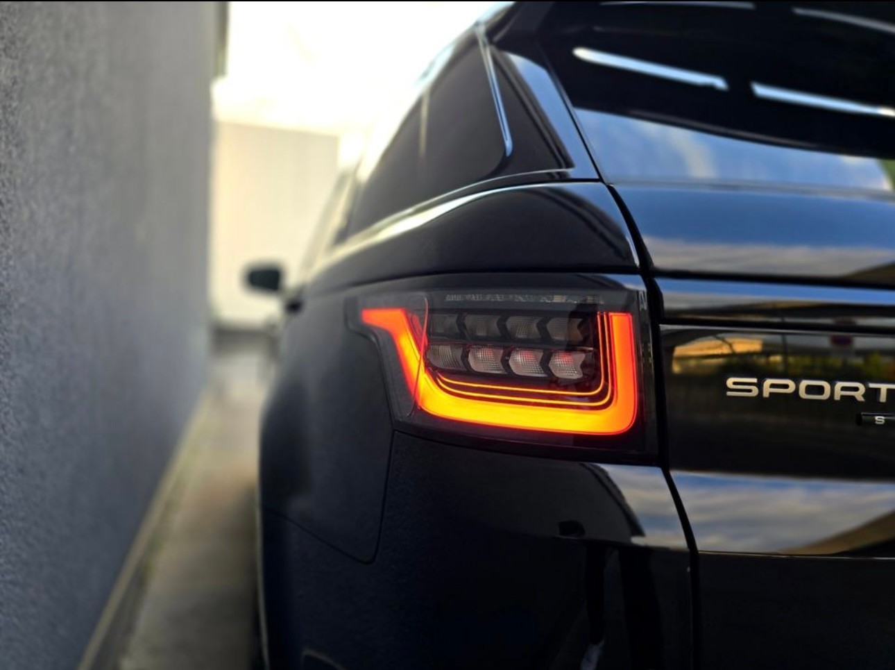 LAND ROVER RANGE ROVER SPORT-image-19