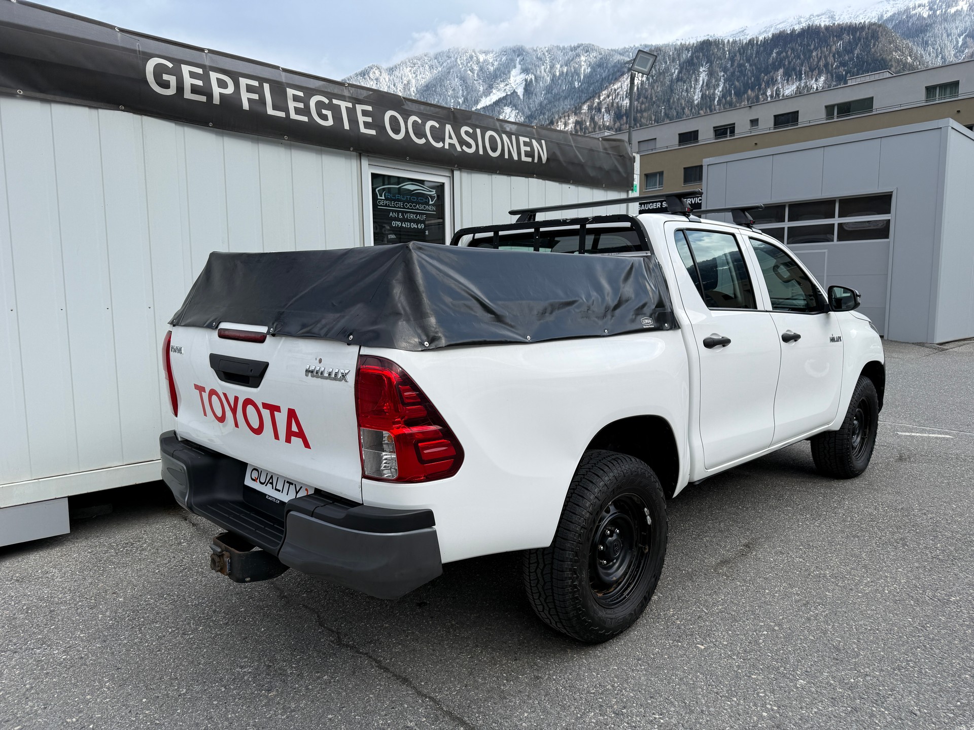 TOYOTA Hilux 2.4D-4D Comfort Double Cab 4x4 *WERKSGARANTIE * TEMPOMAT* KLIMA*-showroom-element-3