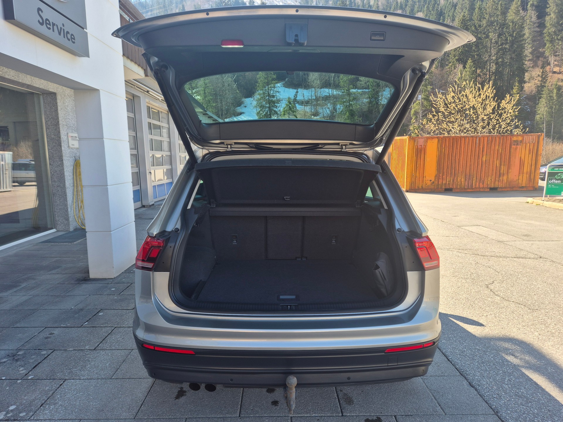 VW Tiguan 2.0TSI Comfortline 4Motion DSG-image-12