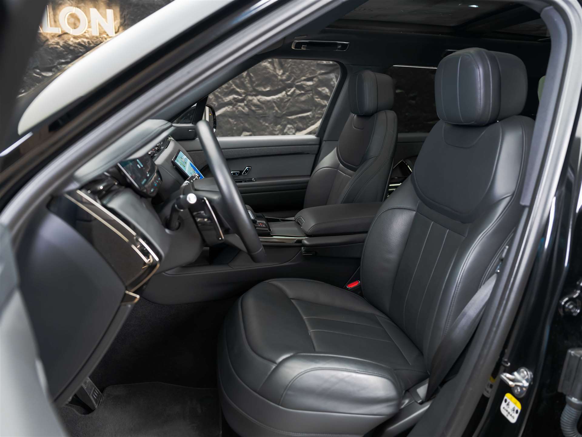 LAND ROVER Range Rover Sport D300 3.0 TD6 MHEV Dynamic SE Automatic *Werksgarantie*Panorama*Meridian*AHK*-image-10