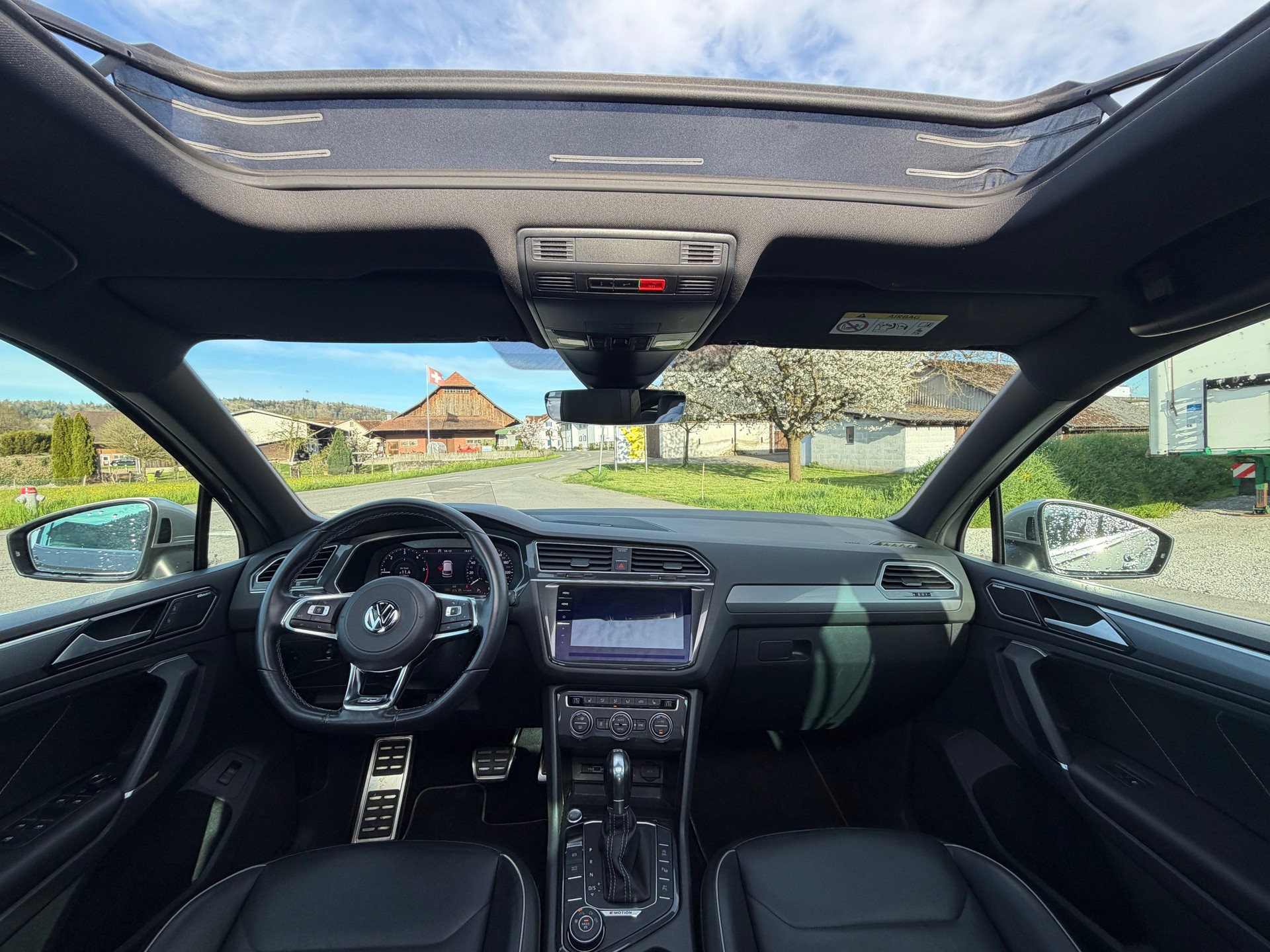 VW Tiguan 2.0 TDI SCR Highline 4Motion DSG-image-6