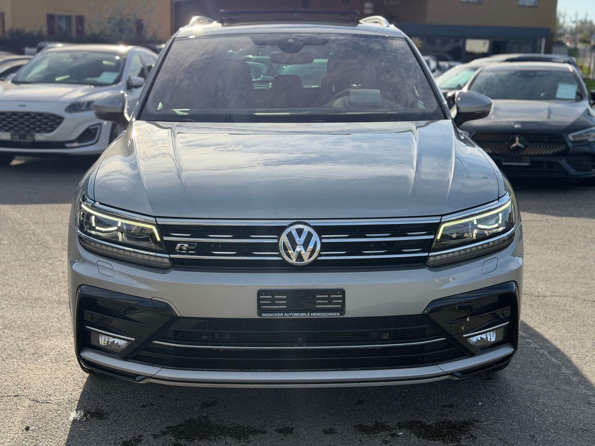 VW Tiguan 2.0 TDI SCR Highline 4Motion DSG-image-1