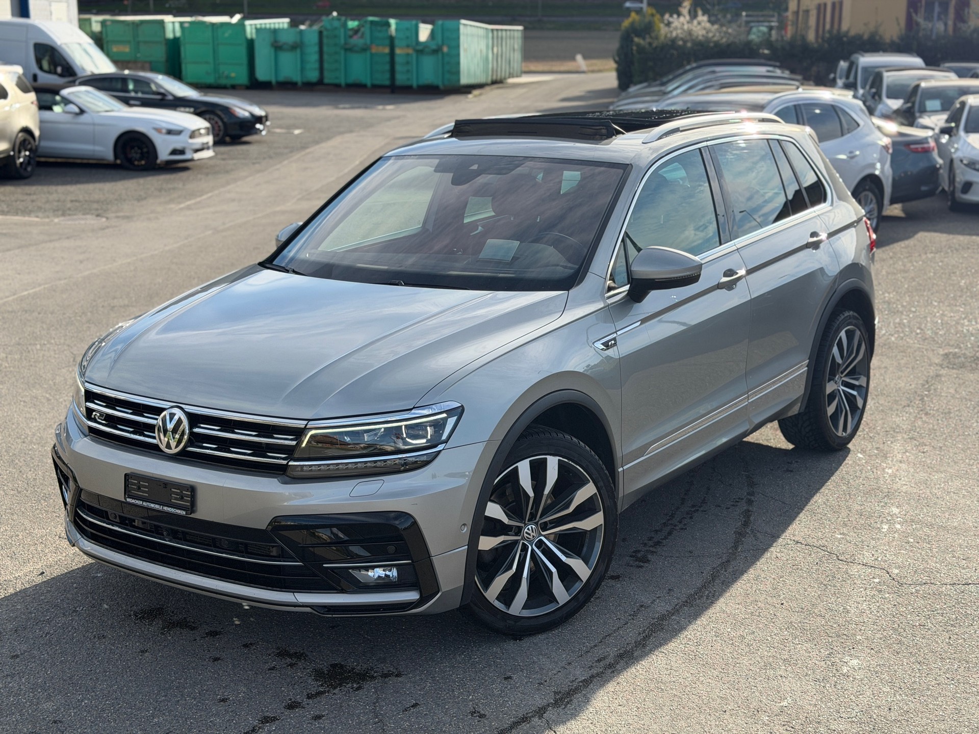VW Tiguan 2.0 TDI SCR Highline 4Motion DSG-image-12