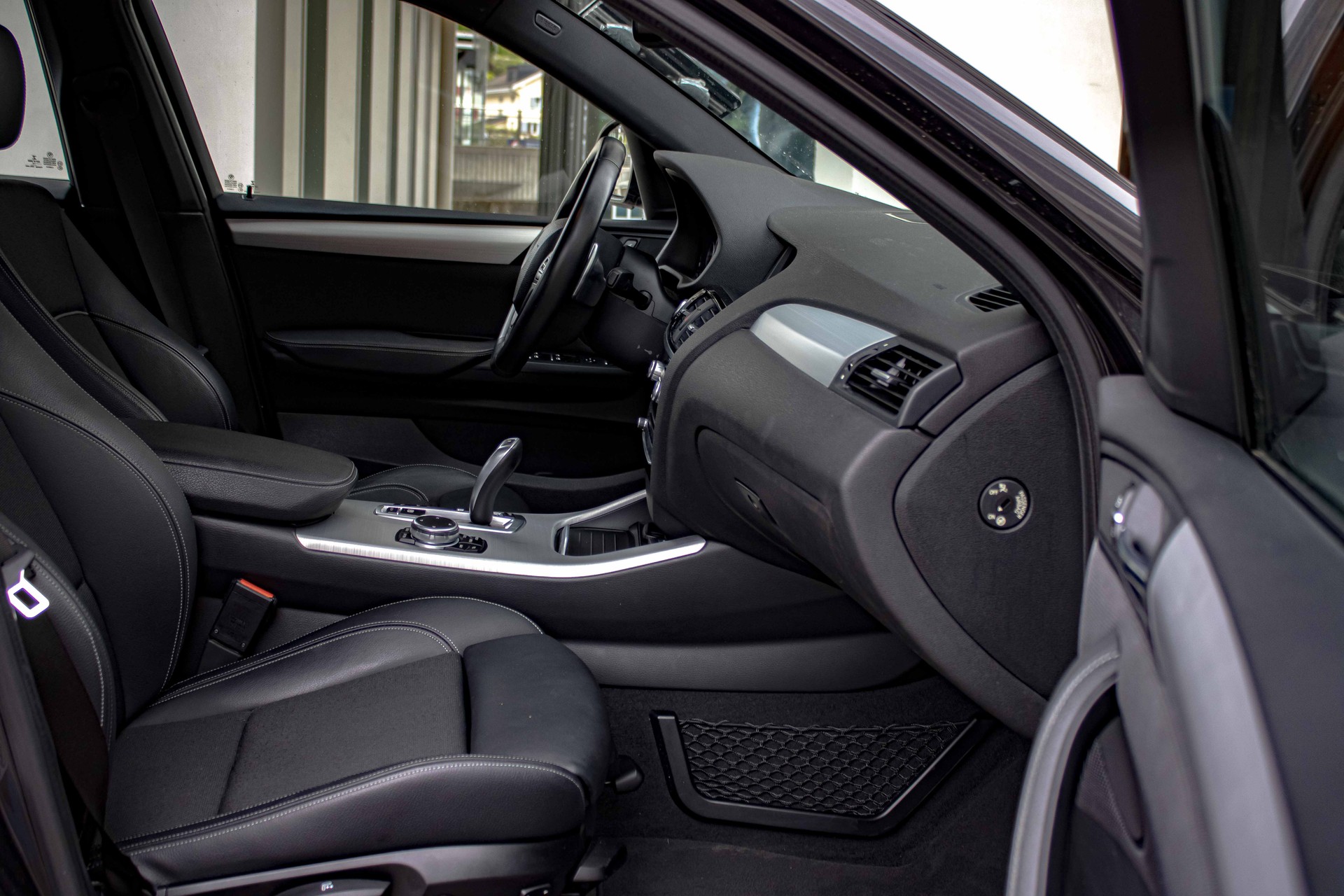 BMW X4 xDrive 20d Pack M Sport Steptronic AHK!-image-14
