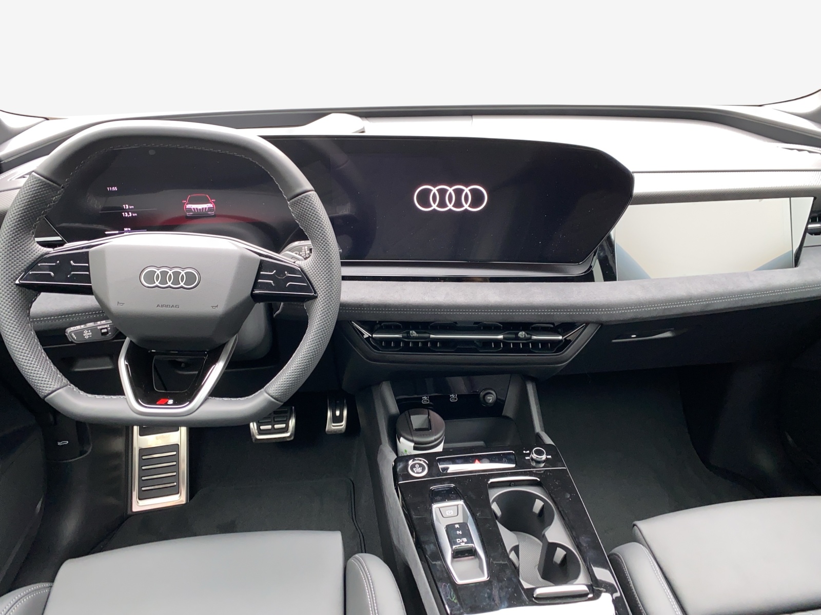 AUDI Q6 e-tron quattro-image-8