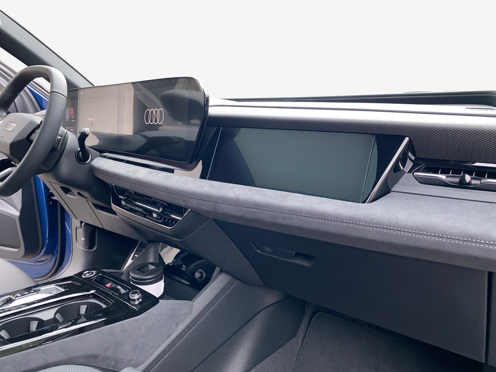 AUDI Q6 e-tron quattro-image-15