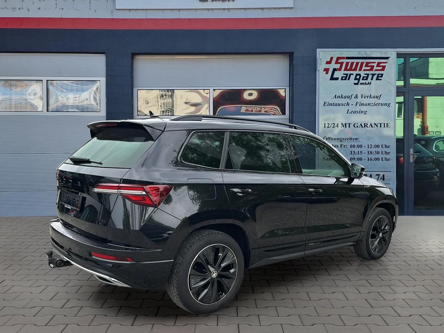 SKODA Karoq 2.0 TSI SportLine 4x4 DSG mit AHK & Rückfahrkamera + DCC-image-7