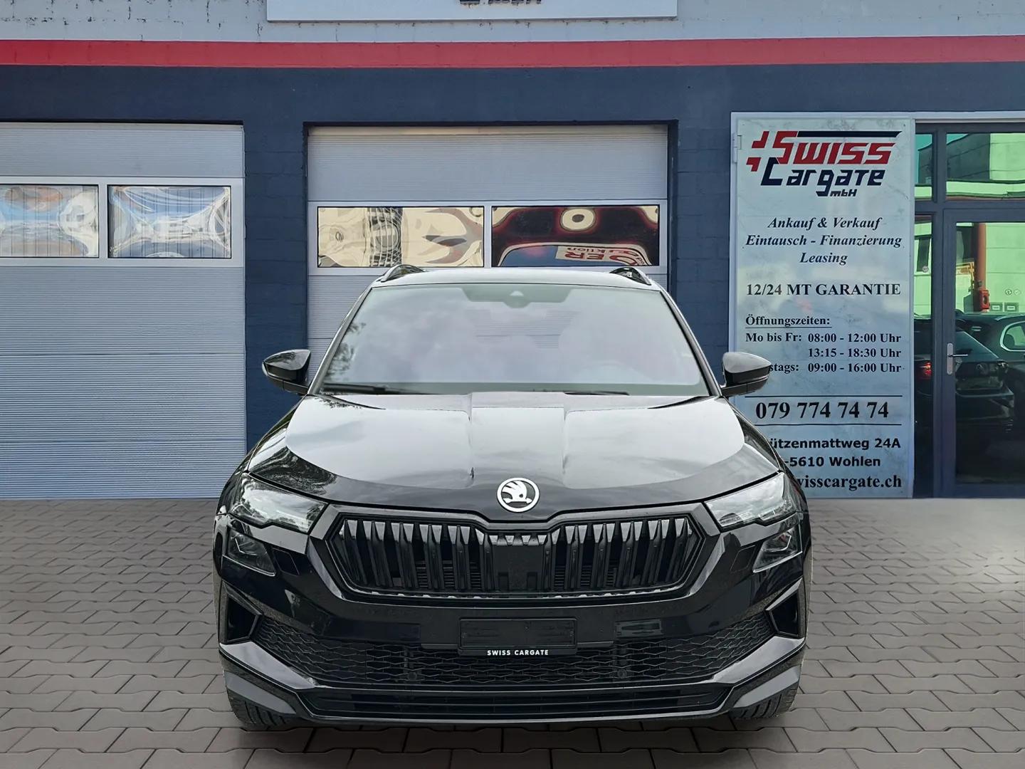 SKODA Karoq 2.0 TSI SportLine 4x4 DSG mit AHK & Rückfahrkamera + DCC-image-2