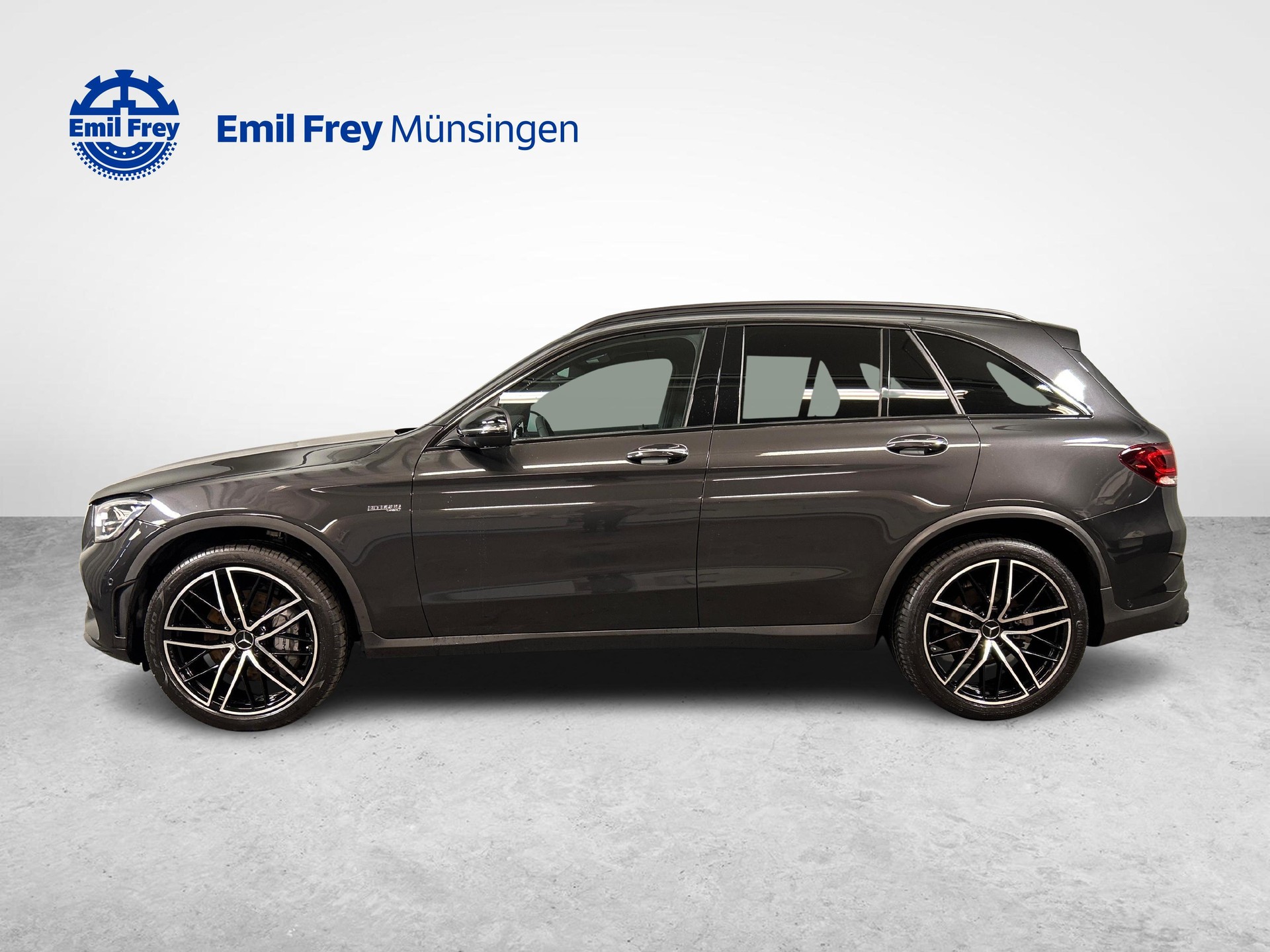 MERCEDES-BENZ GLC 43 AMG 4m-image-4