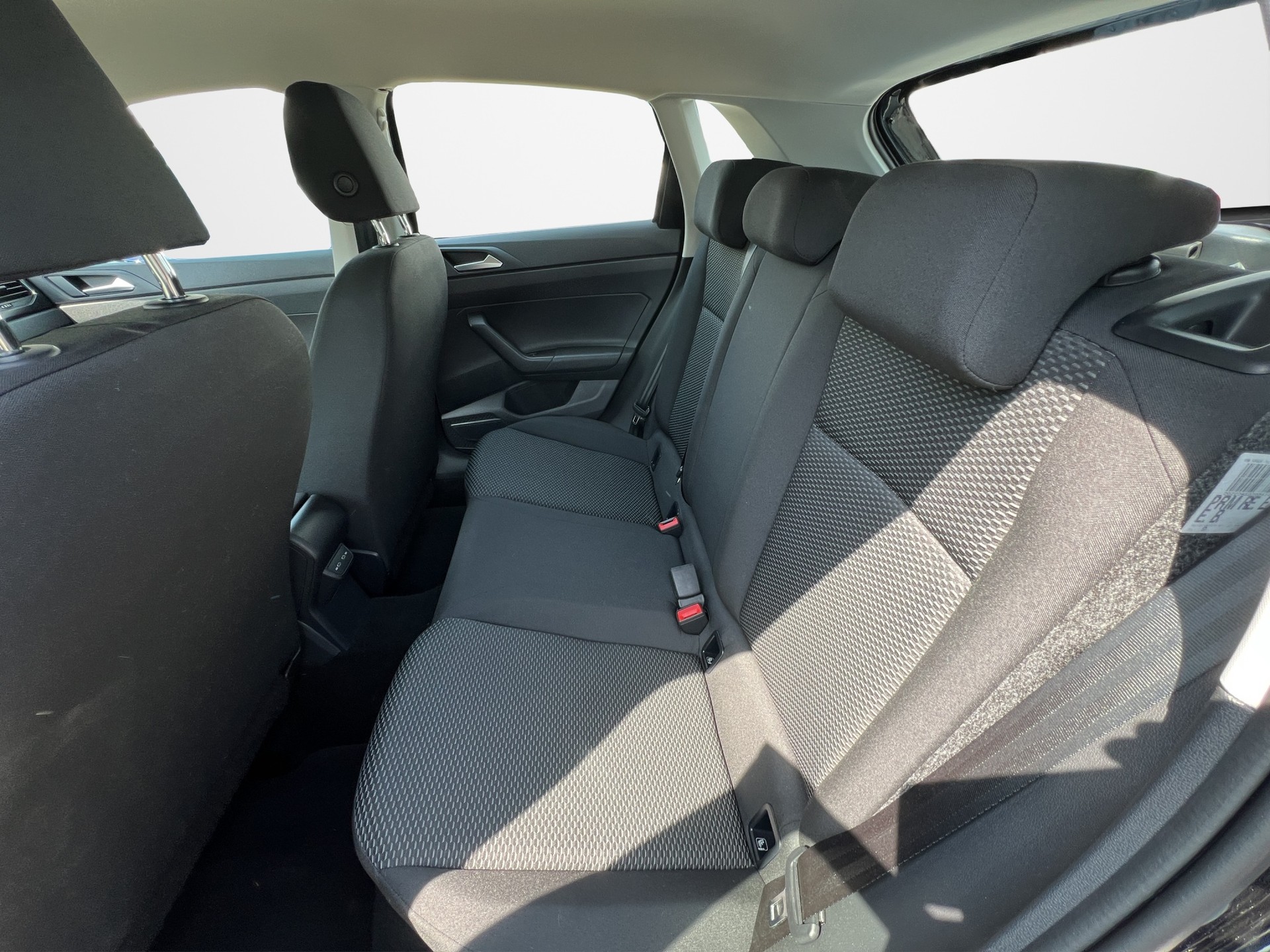 VW Polo 1.0 MPI 80 Trendline-image-10