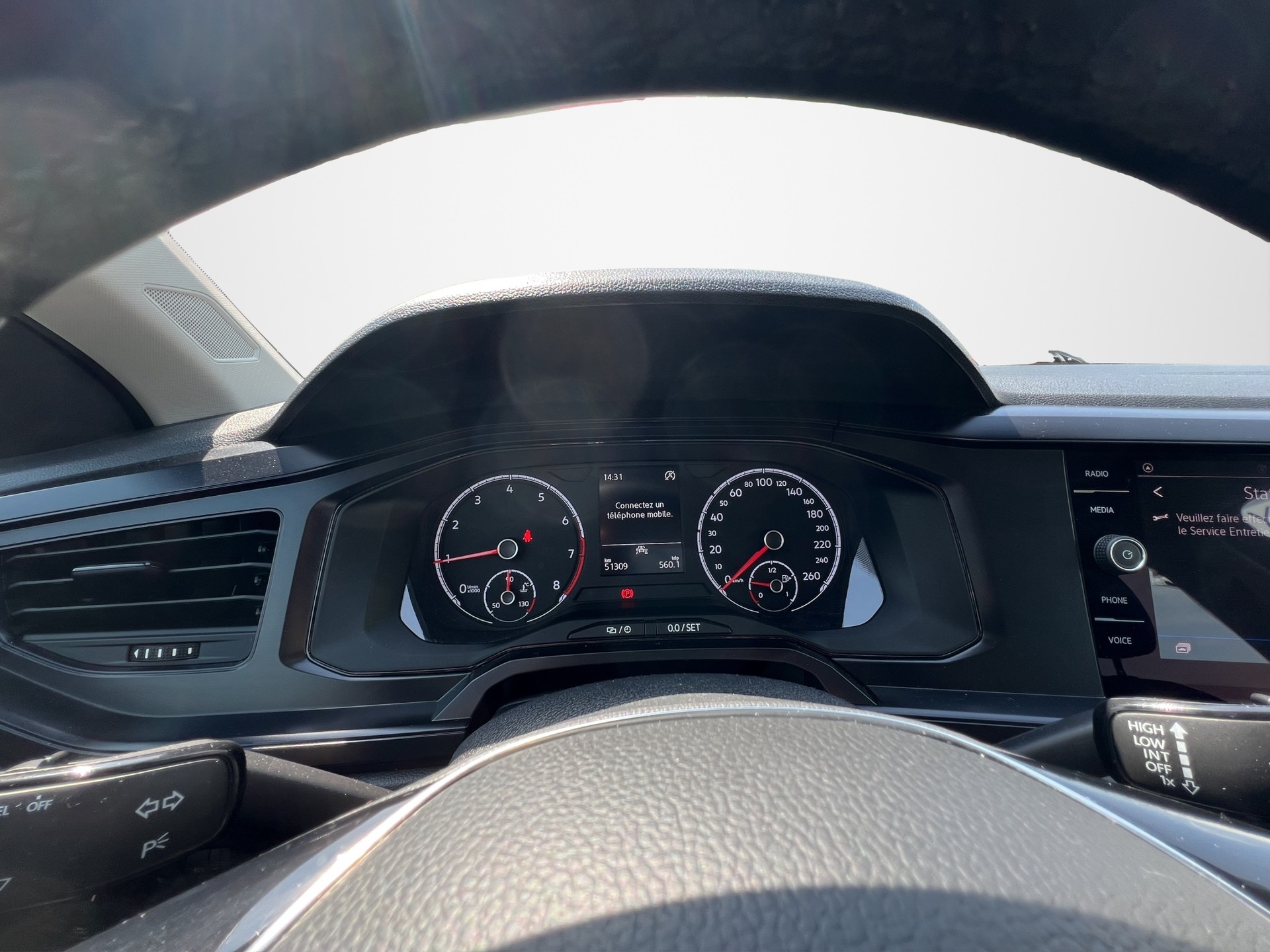 VW Polo 1.0 MPI 80 Trendline-image-9