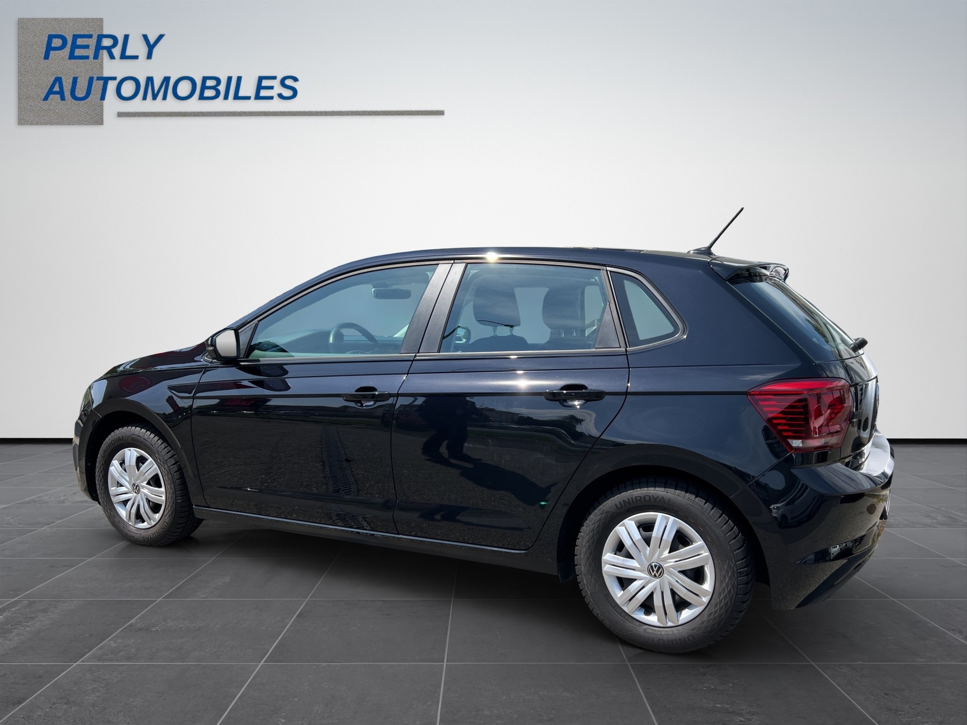 VW Polo 1.0 MPI 80 Trendline-image-3