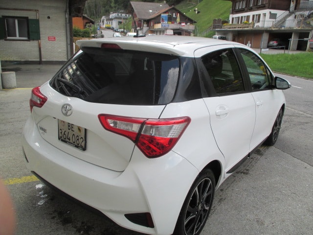 TOYOTA Yaris 1.5 VVT-iE Comfort-image-2