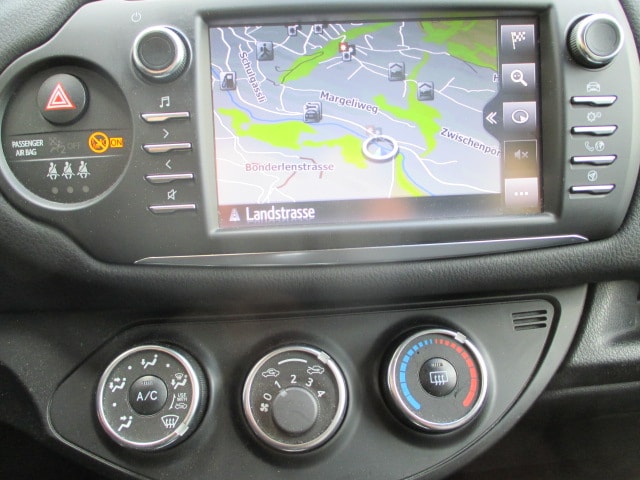 TOYOTA Yaris 1.5 VVT-iE Comfort-image-10