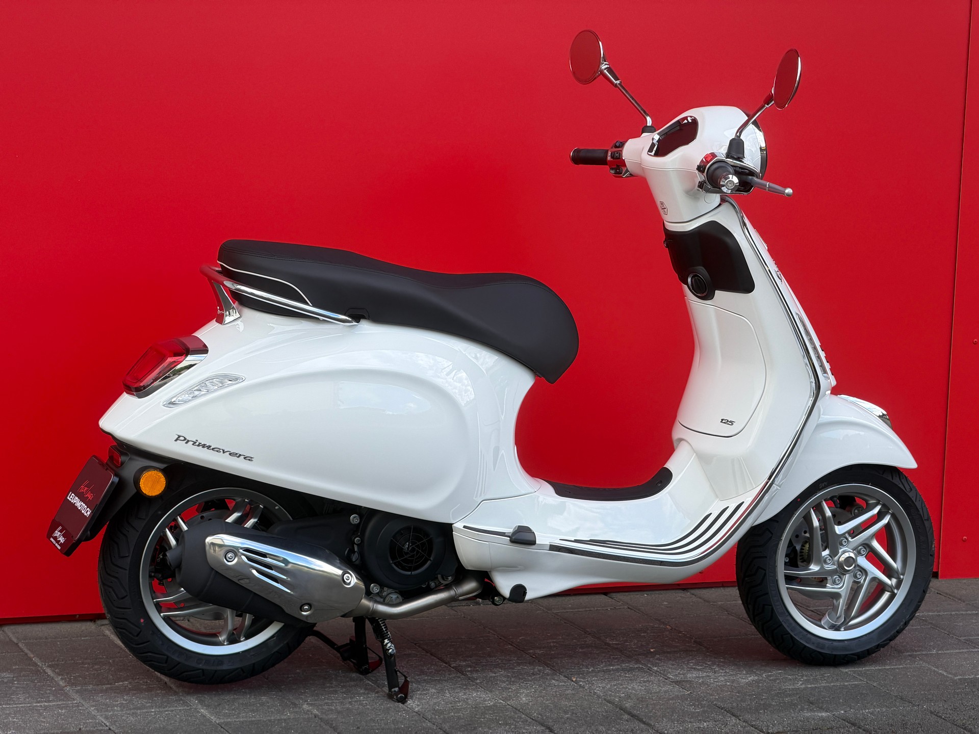 PIAGGIO Vespa 125 Primavera MY26-image-15
