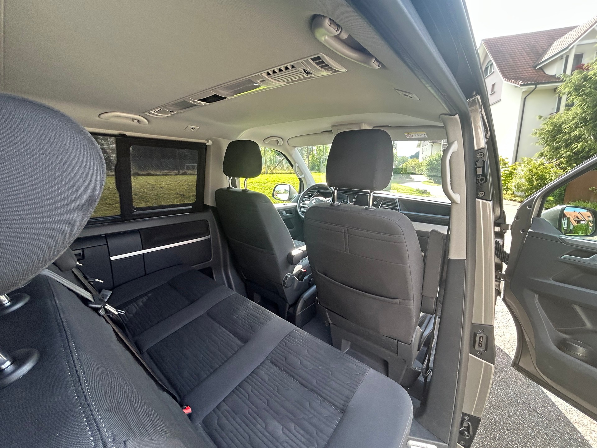 VW 2.0 TDI 150 Family DSG-image-4