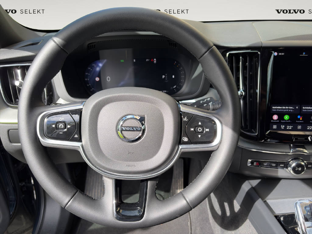 VOLVO XC60 2.0 B5 MH Plus Dark AWD-image-6