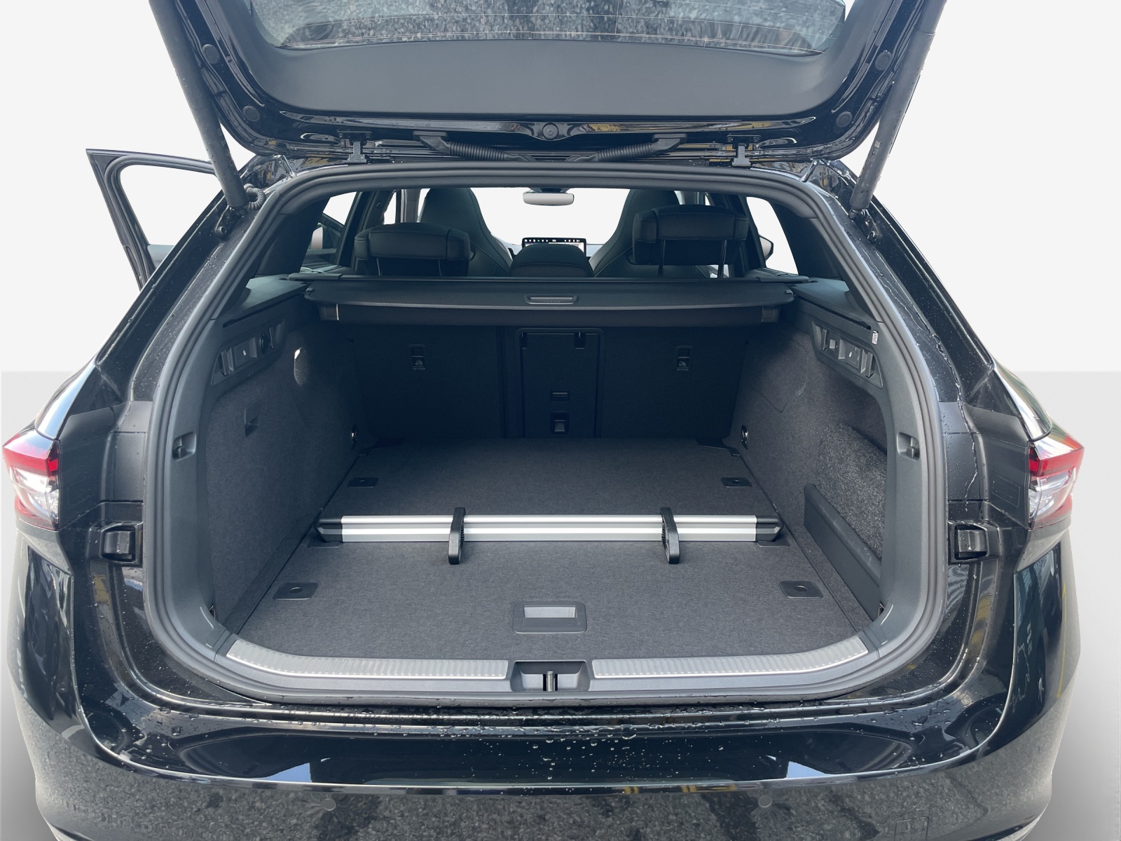 SKODA Superb Combi 2.0 TSI Sportline 4x4 DSG-image-12