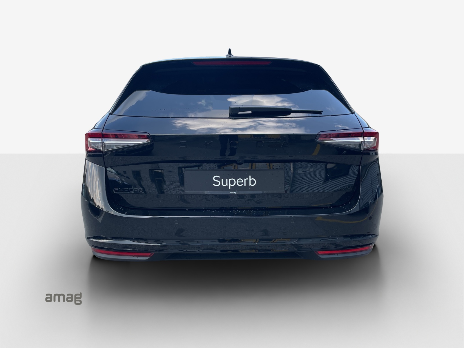 SKODA Superb Combi 2.0 TSI Sportline 4x4 DSG-showroom-element-3