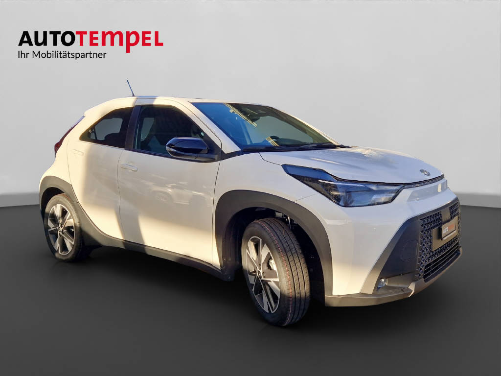 TOYOTA Aygo X 1.5 VVT-i HSD Comfort 48140/000-showroom-element-3