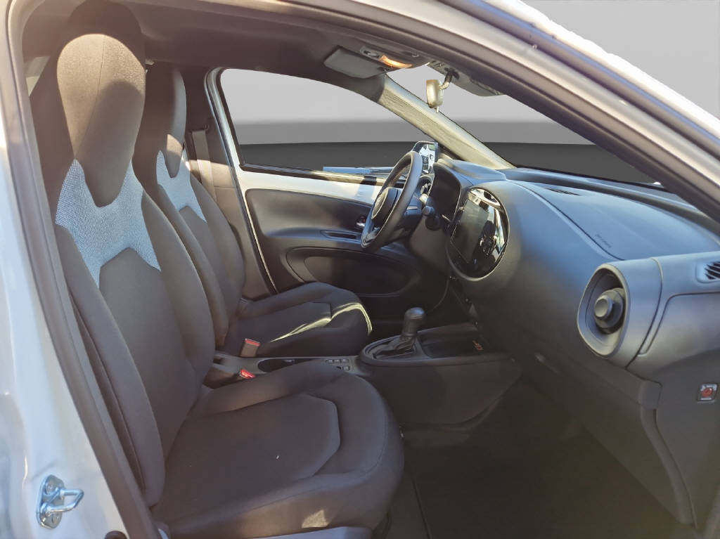 TOYOTA Aygo X 1.5 VVT-i HSD Comfort 48140/000-image-9