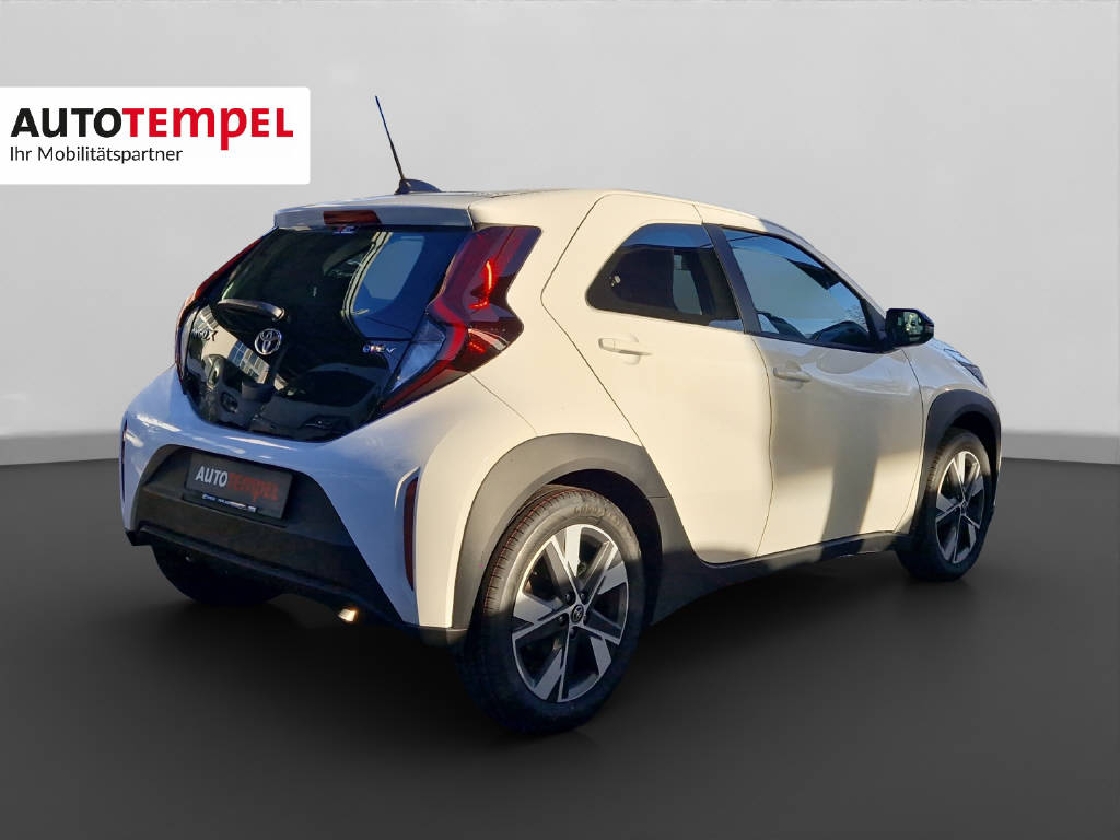 TOYOTA Aygo X 1.5 VVT-i HSD Comfort 48140/000-image-5