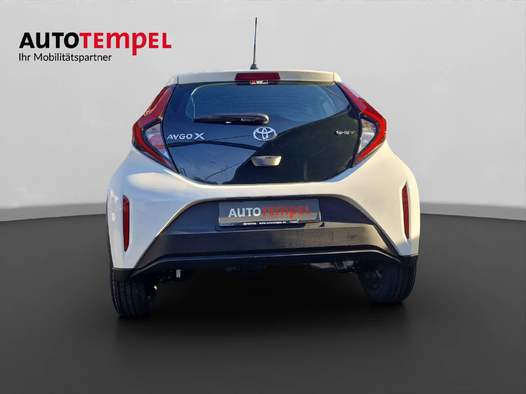 TOYOTA Aygo X 1.5 VVT-i HSD Comfort 48140/000-image-7