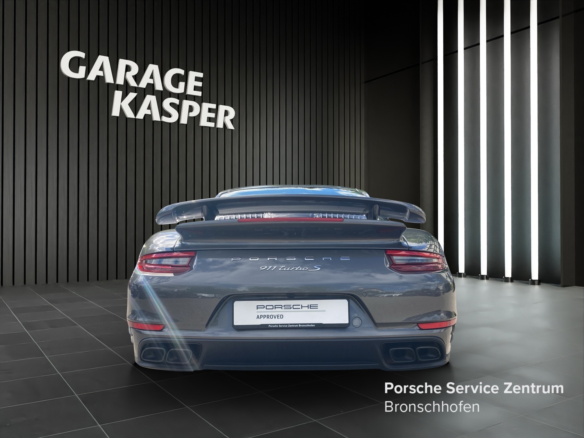 PORSCHE 911 Turbo S-image-3