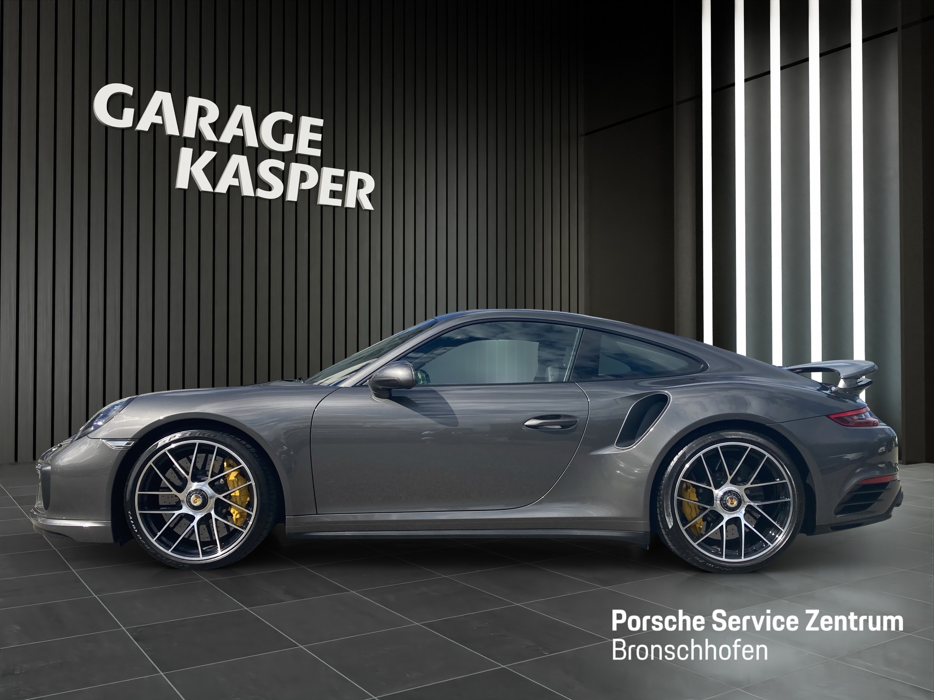 PORSCHE 911 Coupé 3.8 Turbo S PDK-showroom-element-1