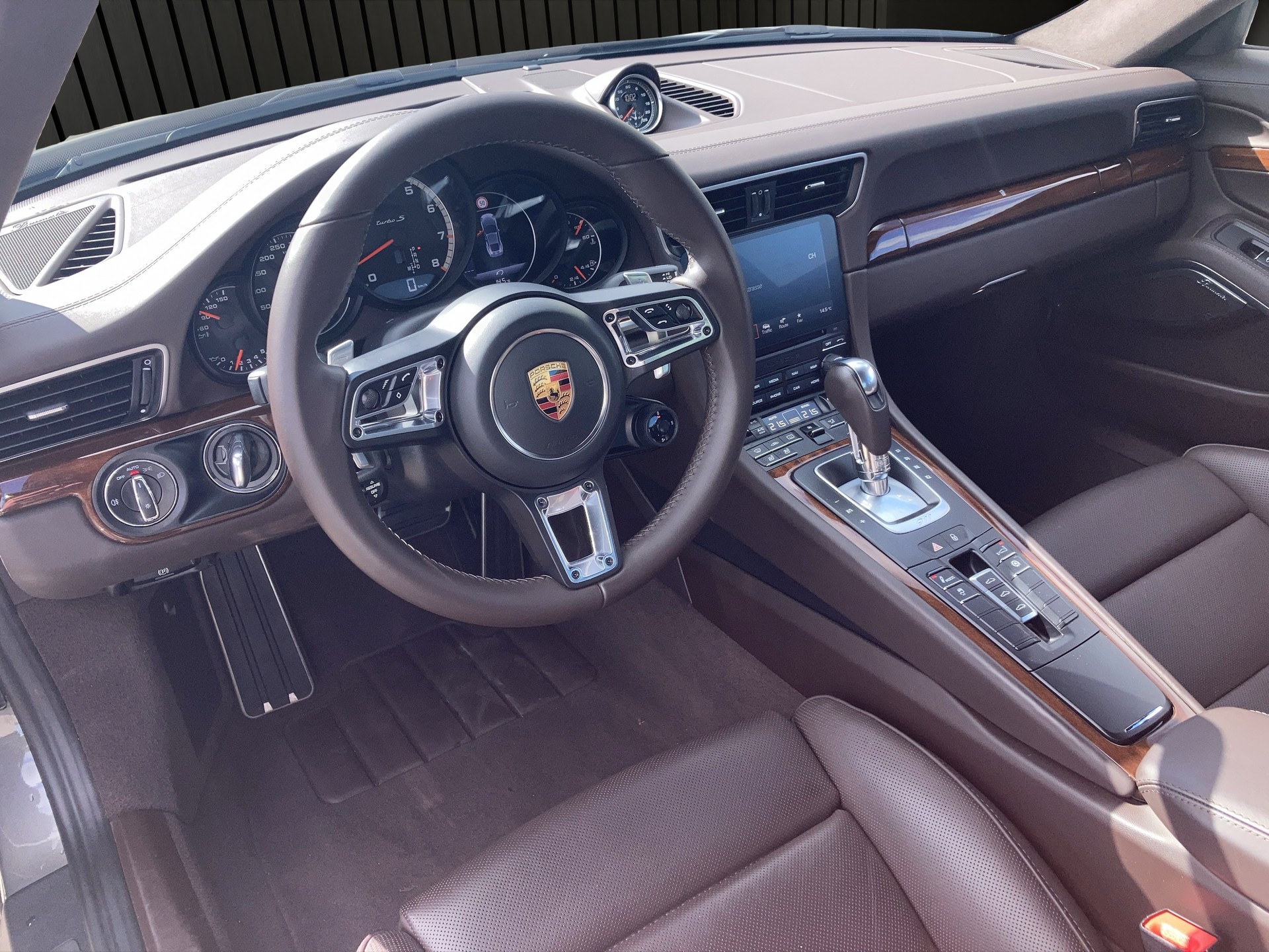 PORSCHE 911 Coupé 3.8 Turbo S PDK-image-11