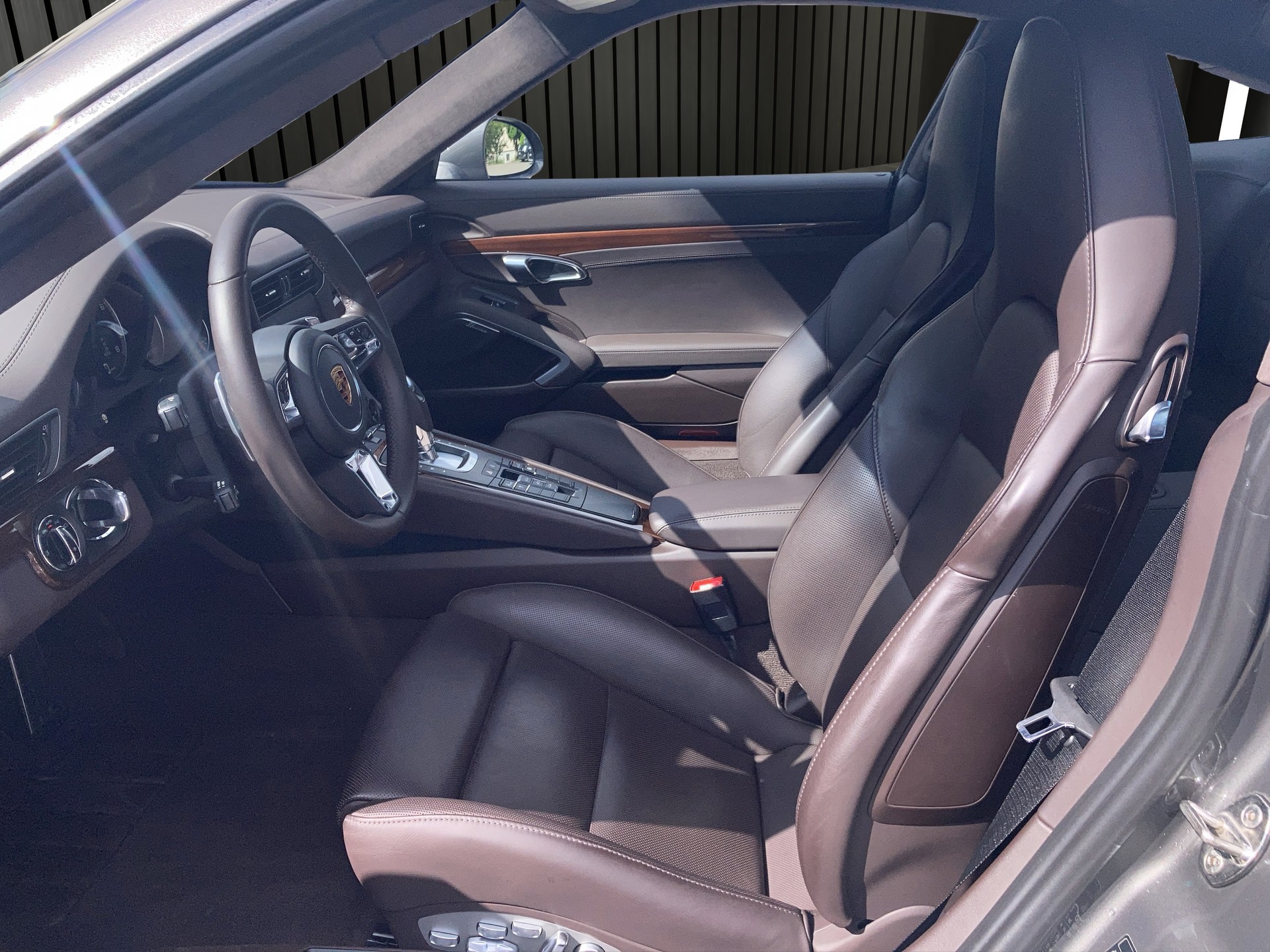 PORSCHE 911 Coupé 3.8 Turbo S PDK-image-10