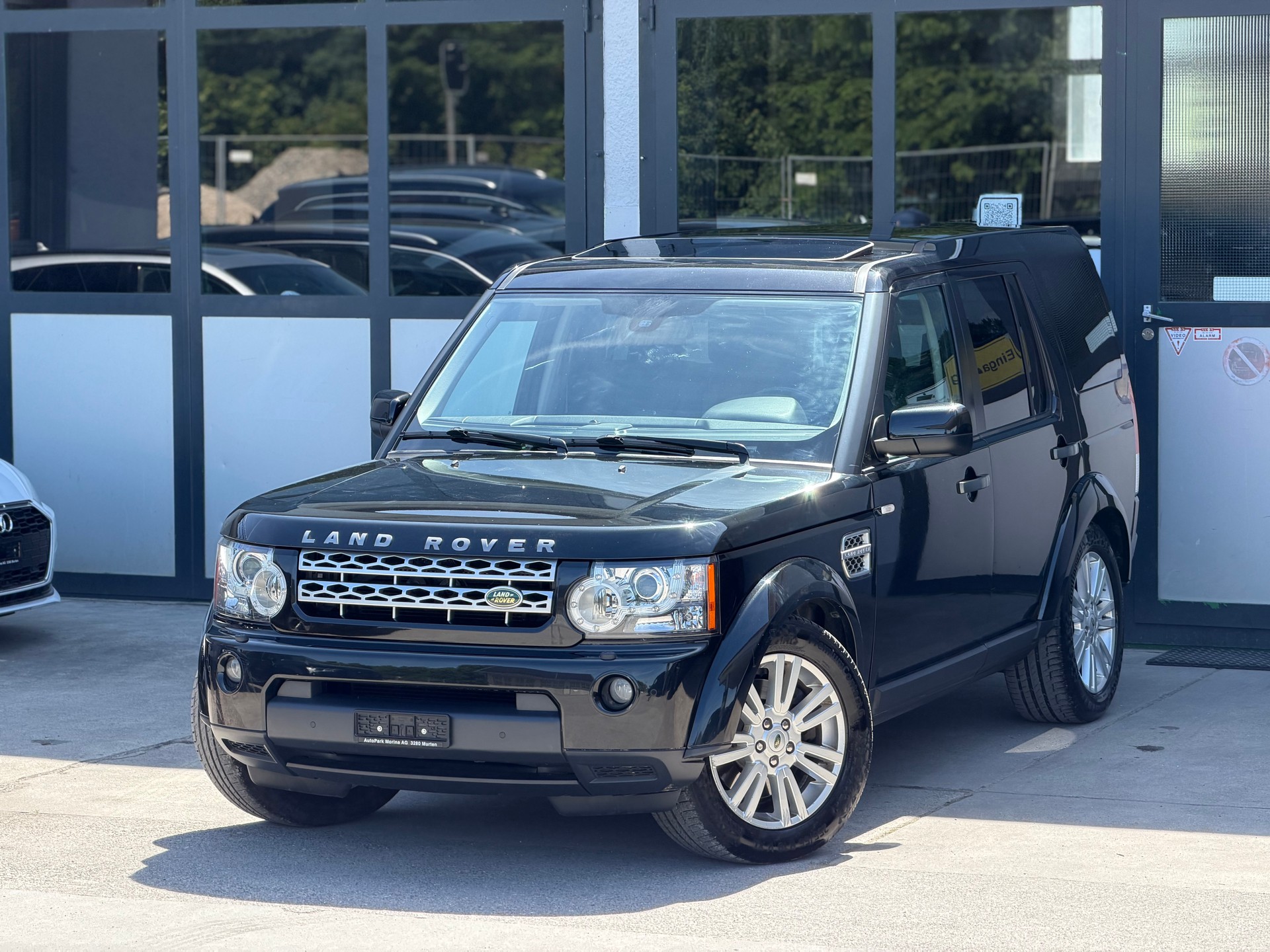 LAND ROVER Discovery 3.0 TDV6 HSE Automatic-image-0