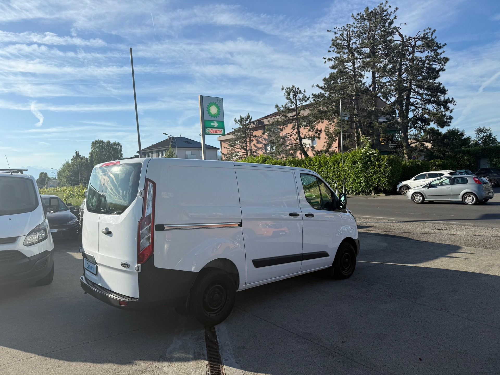 FORD Transit Custom Van 250 L1H1 Startup-image-6