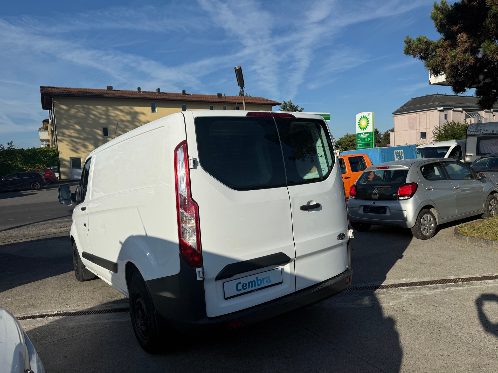 FORD Transit Custom Van 250 L1H1 Startup-image-7