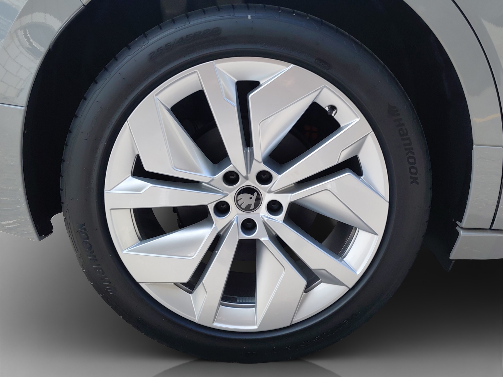 SKODA Enyaq 85x 4x4-image-15