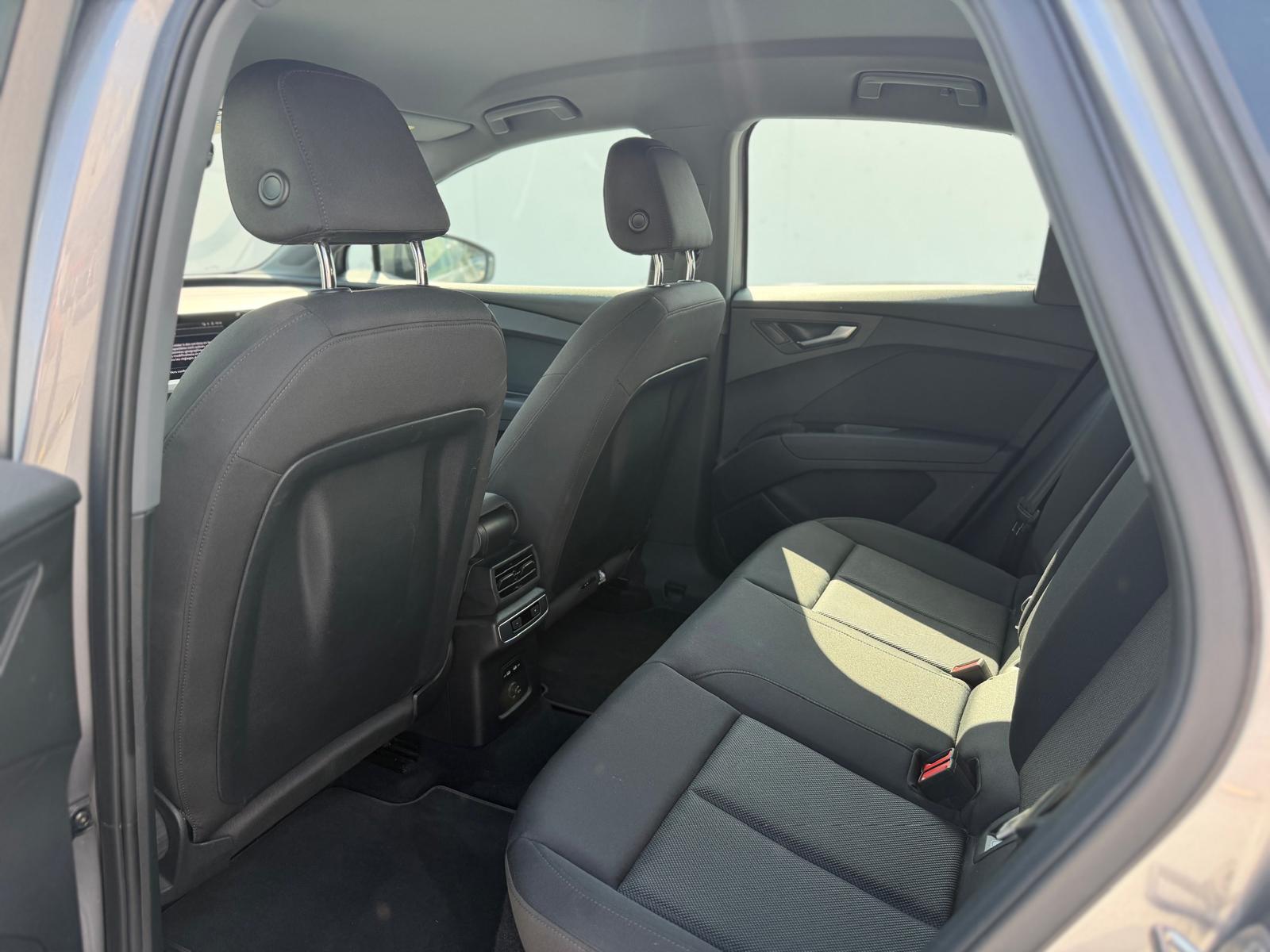 AUDI Q4 Sportback e-tron 45 quattro-image-9