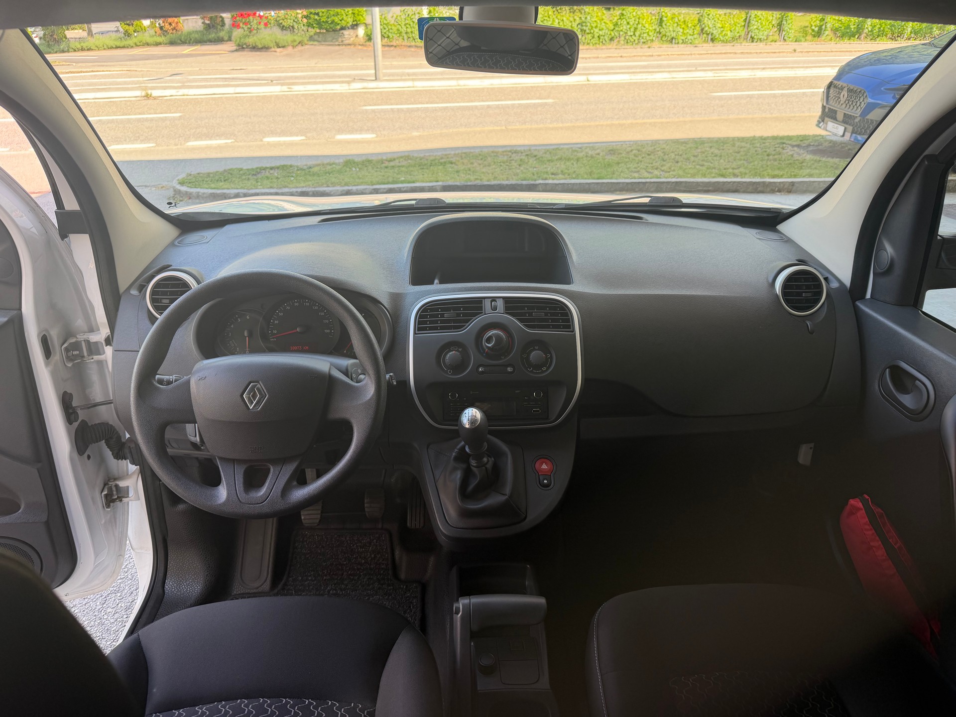 RENAULT Kangoo Medium TCe 115 ENERGY Business-image-6