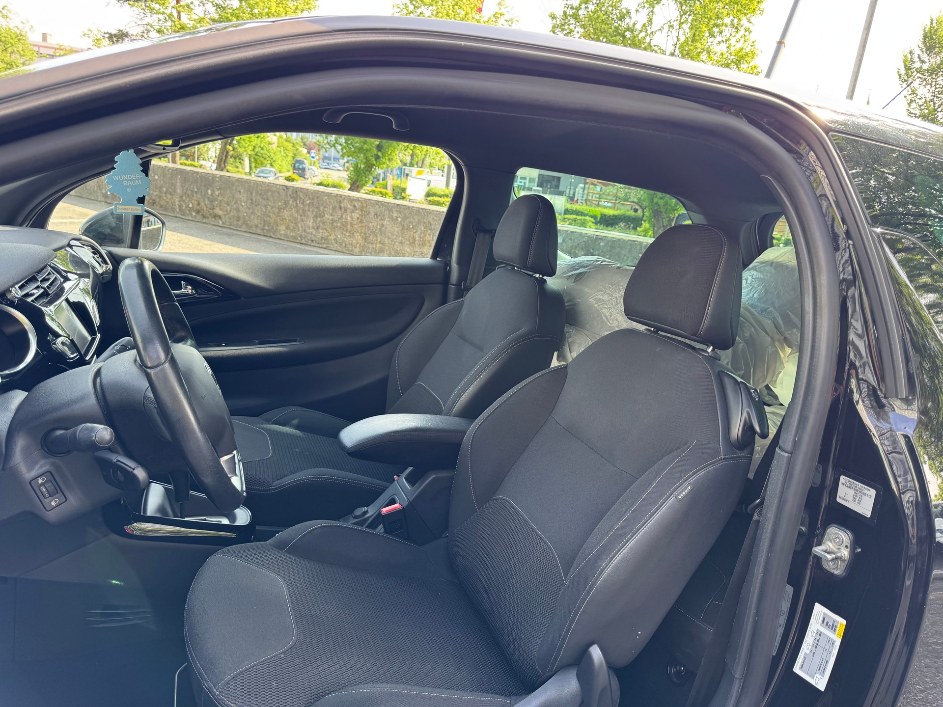 DS AUTOMOBILES DS3 1.6 VTi SO Chic Automatic-image-11