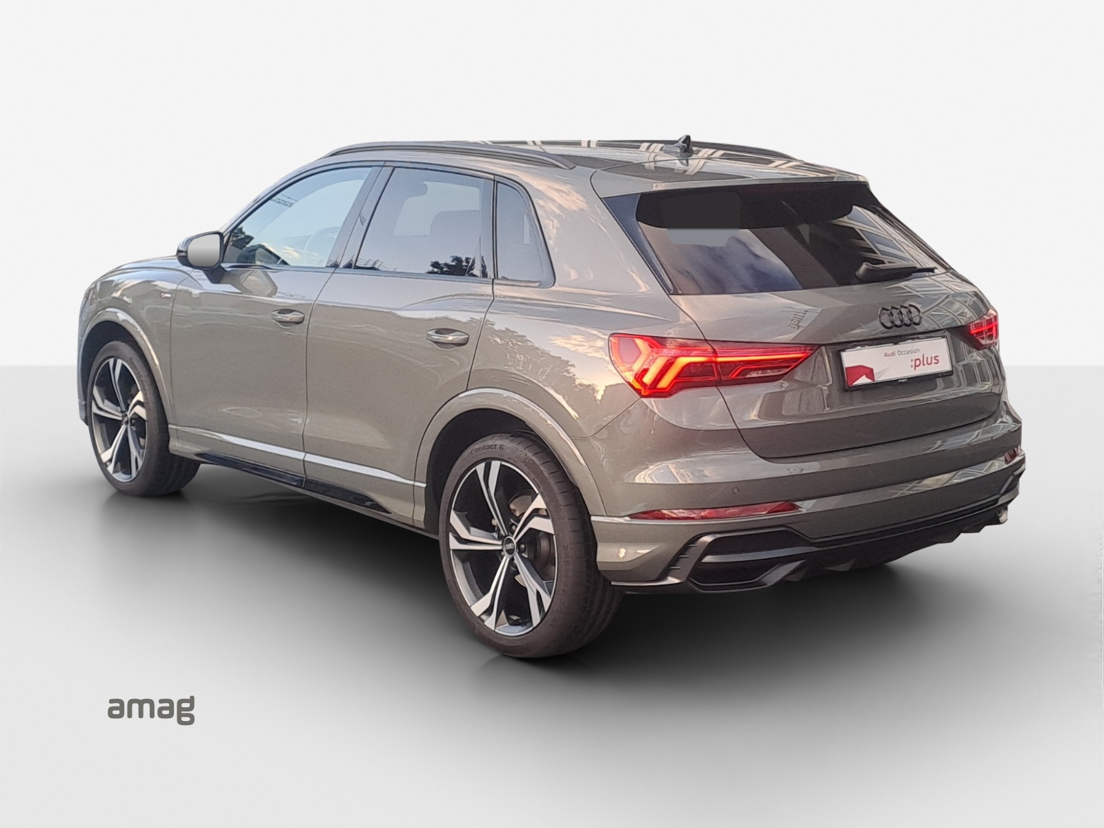 AUDI Q3 35 TFSI S line Attraction S-tronic-image-2
