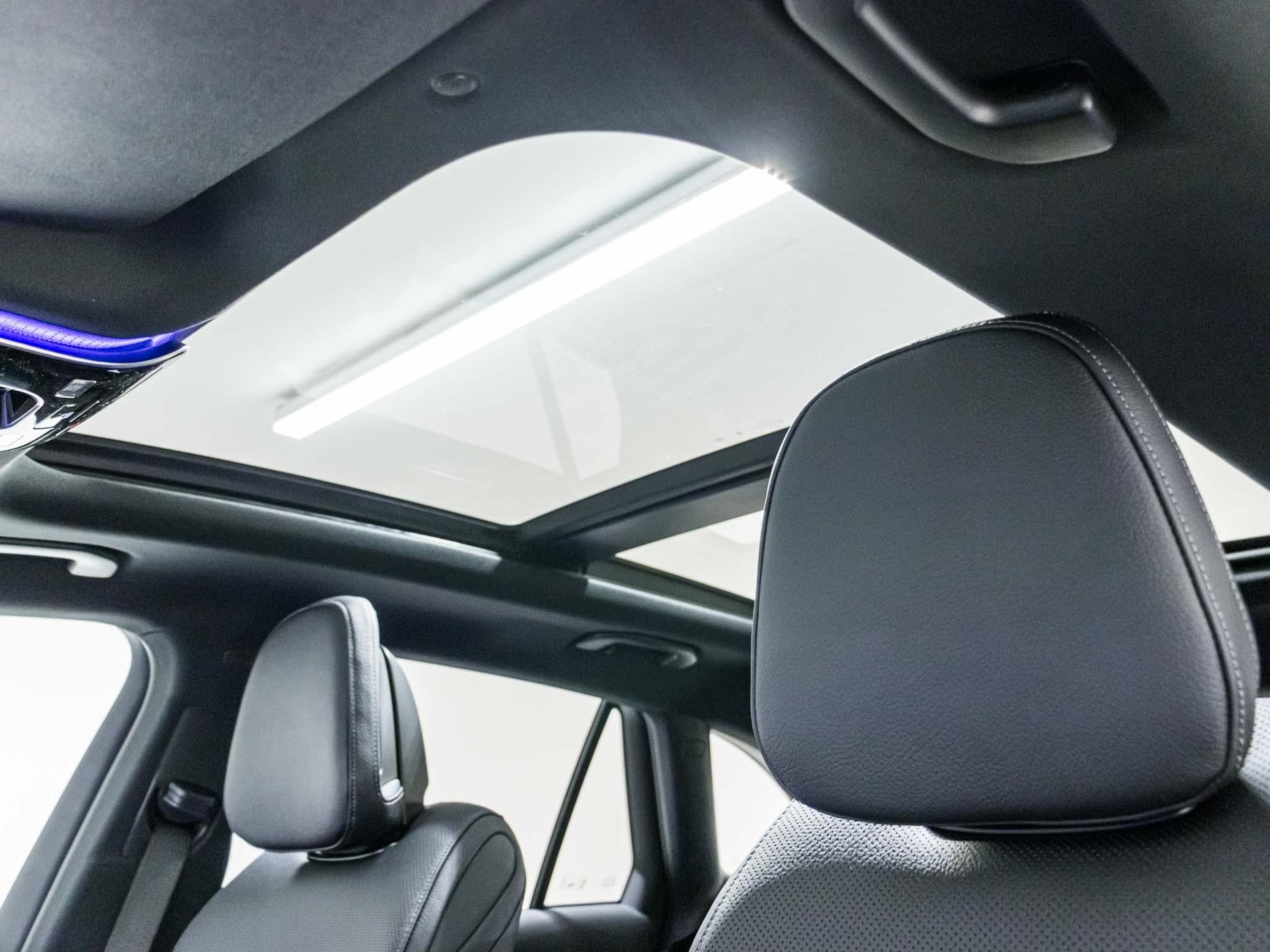 MERCEDES-BENZ GLC 220 d 4MATIC-image-8