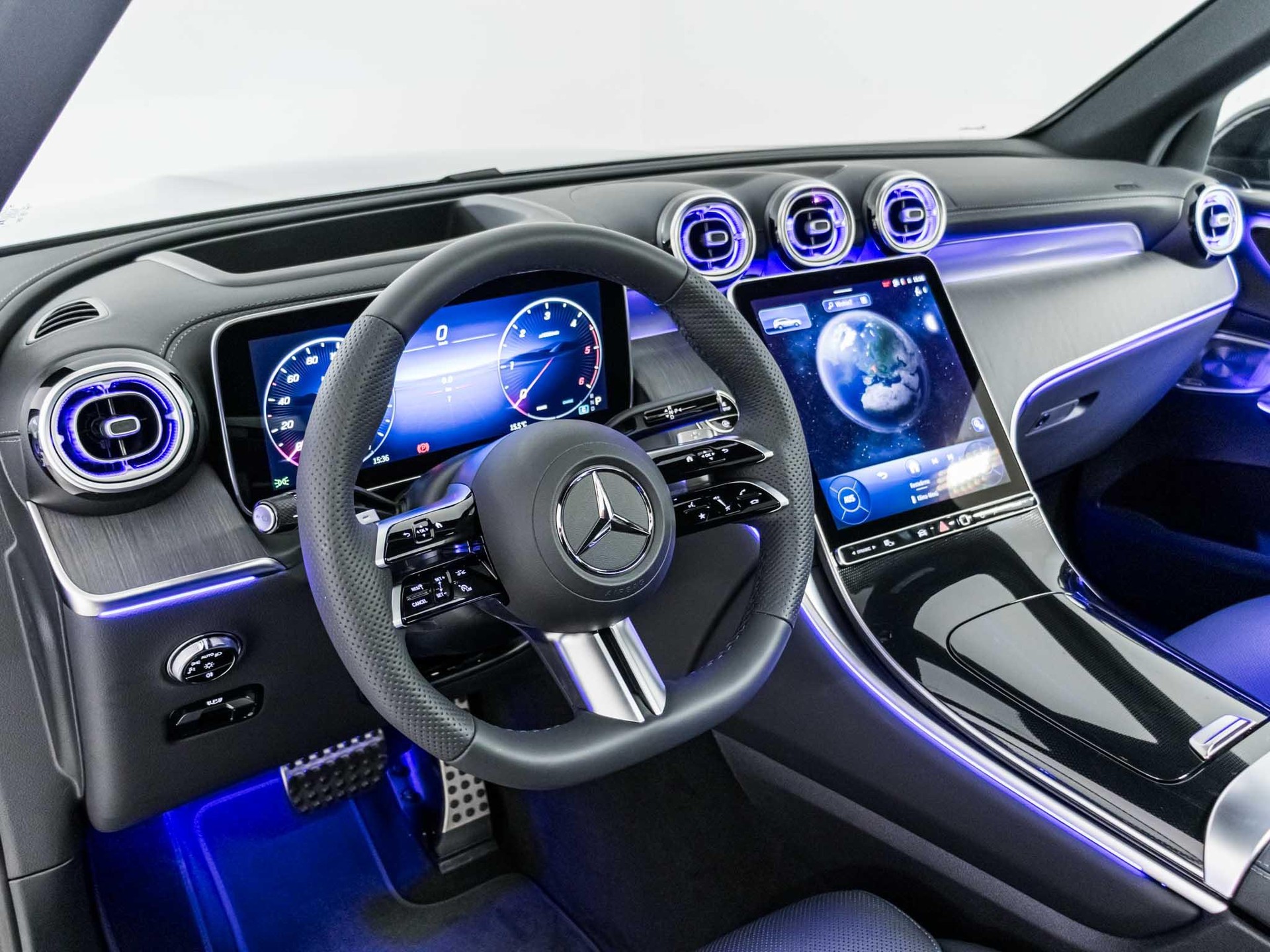 MERCEDES-BENZ GLC 220 d 4MATIC-image-9