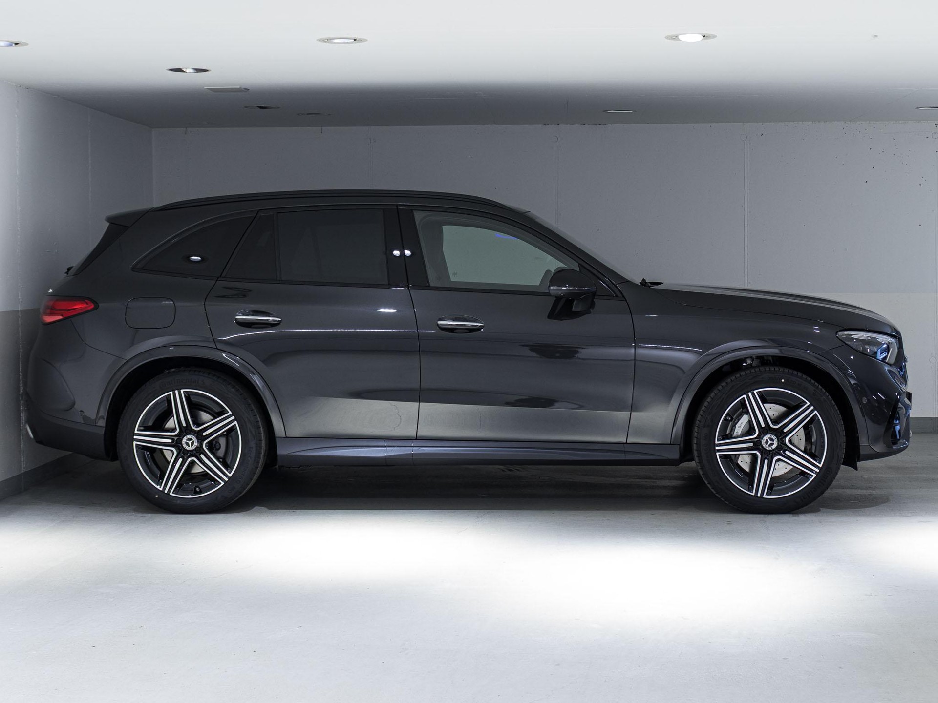 MERCEDES-BENZ GLC 220 d 4MATIC-image-1