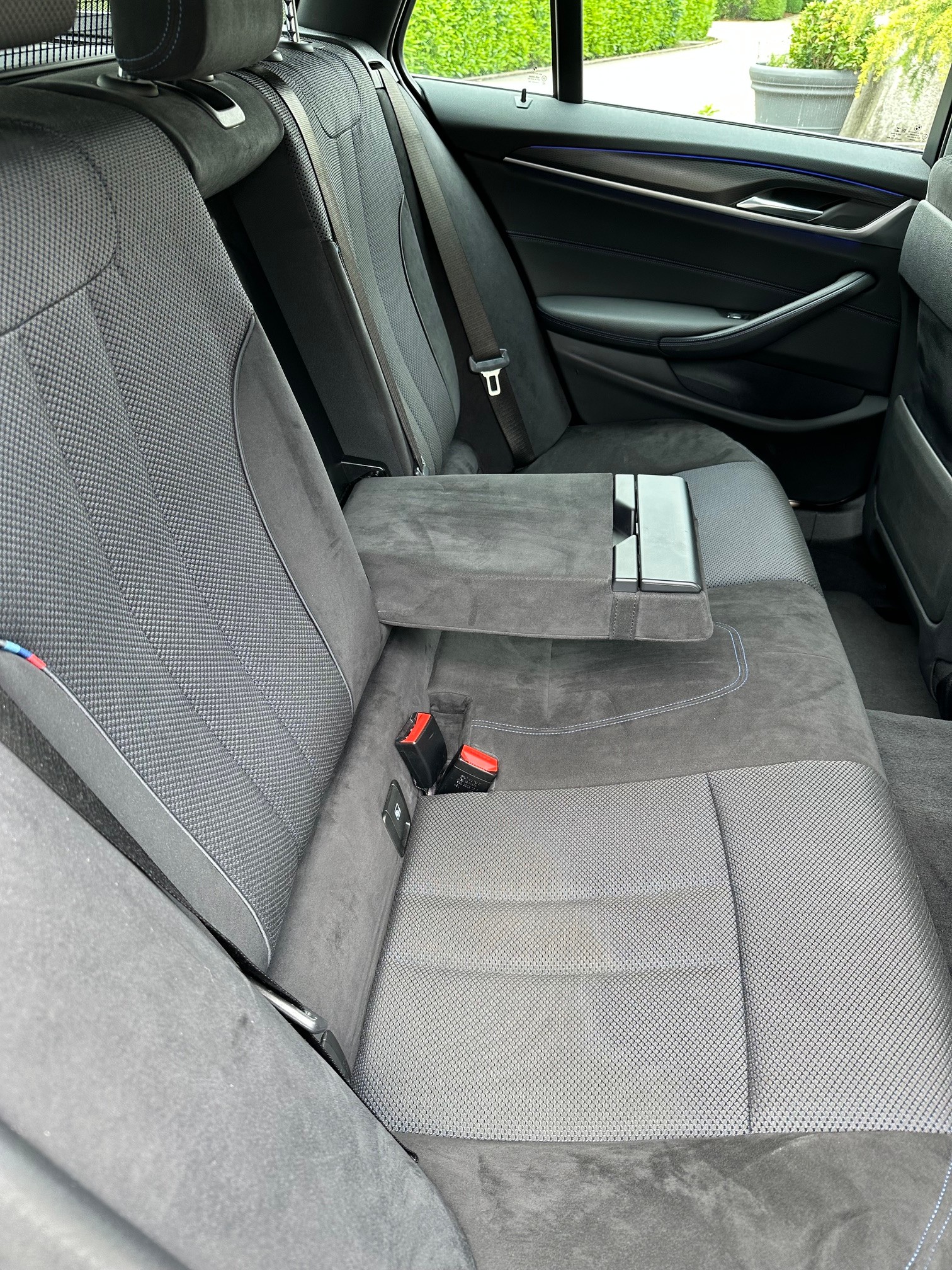 BMW 530d xDrive-image-4