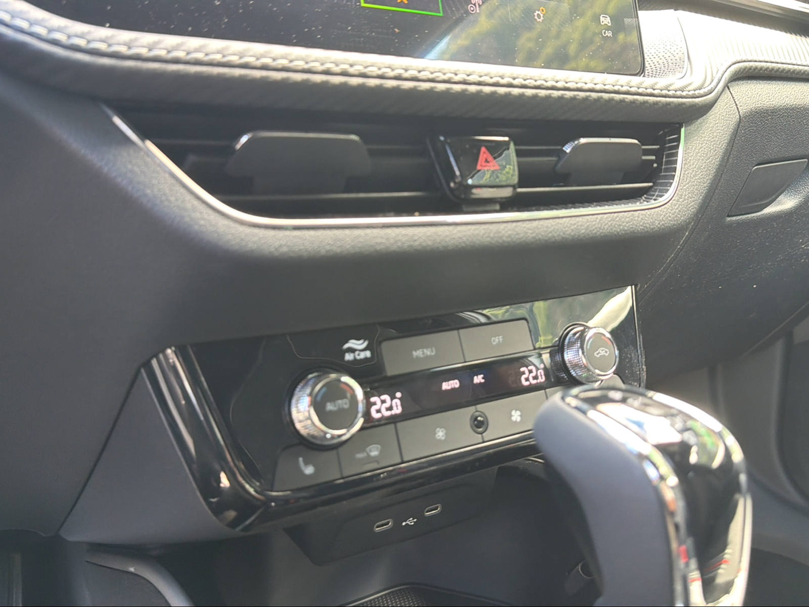SKODA Fabia 1.5 TSI 130 DSG-image-15